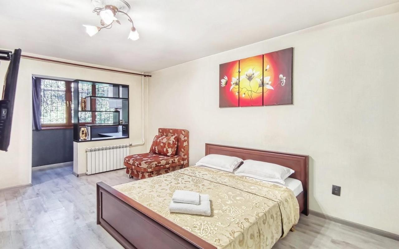 Апартаменты 10-Й Микрорайон, 5А Almaty Exterior foto